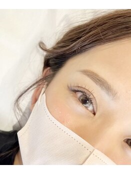 リラ(Lyra)/まつエク×アイブロウ