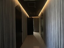 ラグラスアイビー(LAGURUS IVY)/完全個室の店内