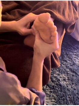 ふんわりコスモマッサージ/足裏反射区(リフレクソロジー)