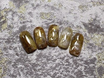 モアネイル 新宿/定額ネイル【新宿】