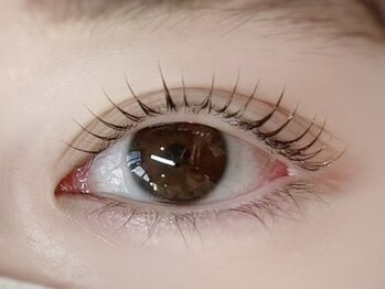 ブランシュ 天神店(Blanche)の写真/《自然な美しさと上品さ》自まつ毛派も満足の目元デザイン周りから褒められる目元に◇