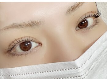 ラウレア(LAULEA)/ラッシュリフト×立ち上げカール