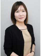 シロカネ イオンタウン西熊本店(SHIROKANE) 村田 恵利奈