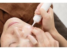 ニコリー(nicoly)/オトナ女性のお悩み☆シミケア