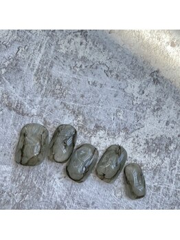 ビーラ(Bira)/定額ミドル/¥8200