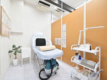 巻き爪補正店 つくば店/【施術スペース 1】
