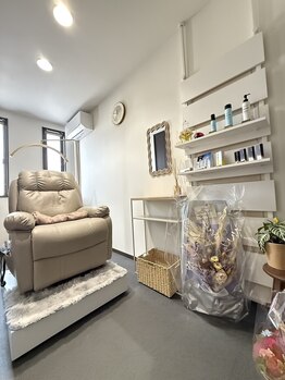 テン(ten.)の写真/完全個室&完全予約制のプライベート空間で、お好きな音楽を流しリラックスしながら施術が受けられる♪