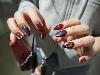 ヌクレオ(n‘ucleo)/【sheira】ボルドーx紫ネイル