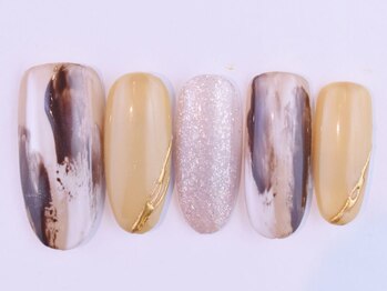 フォア ネイル(FOI NAIL)/