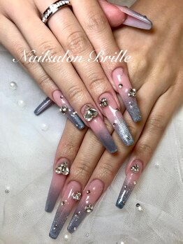 エスフィーネイルサロン ブリーユ(Esfy nailsalon Brille)/マグネットグラデーション