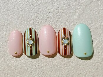 ネイルビート(NAIL BEAT)/ボーダーネイル