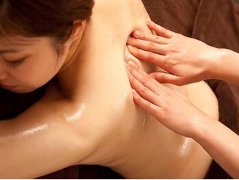 ムートンスパ(MOUTON SPA)/極上アロマトリートメント