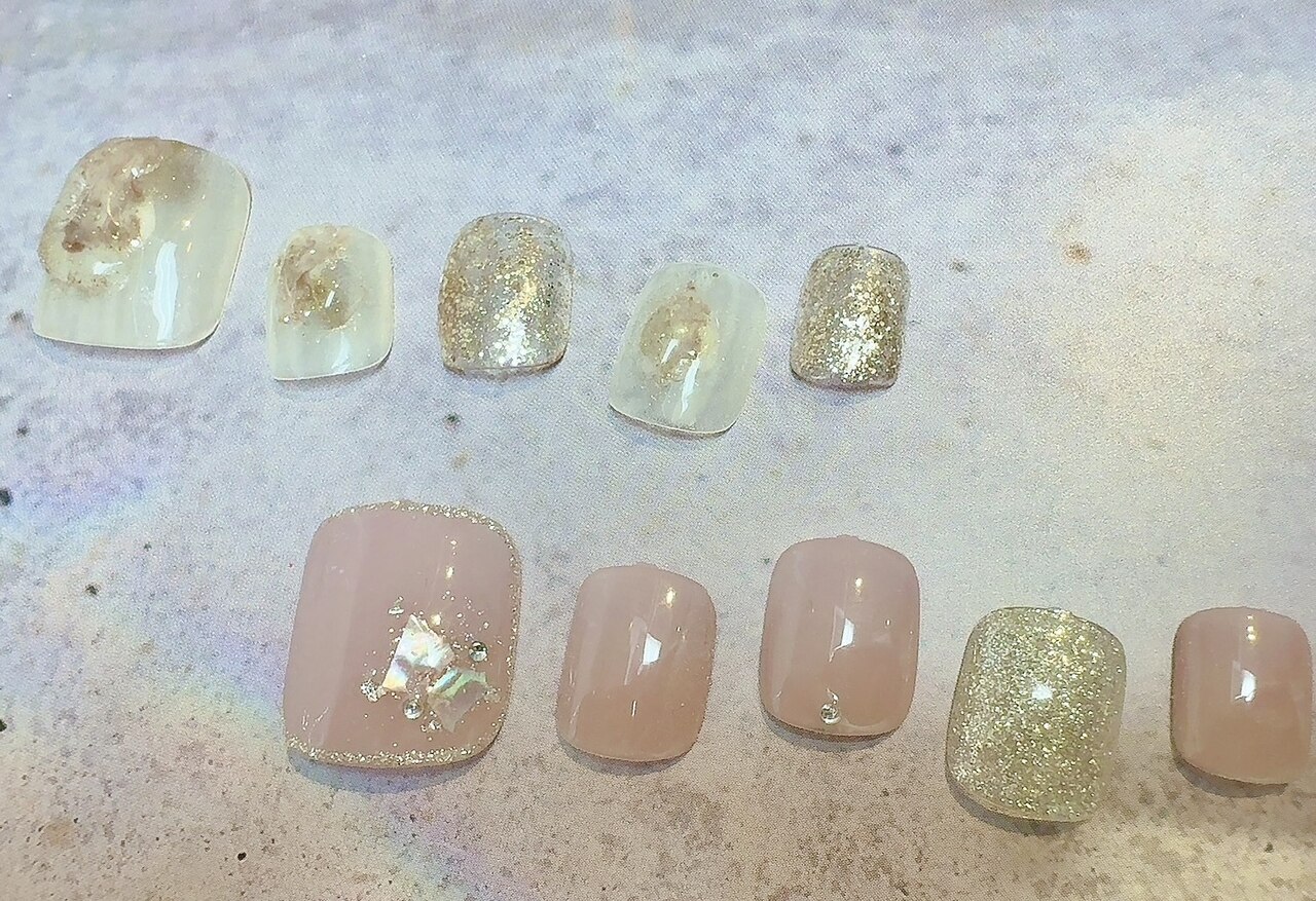 ネイル アンド アイラッシュ ヨンマルニ(Nail&eyelash 402