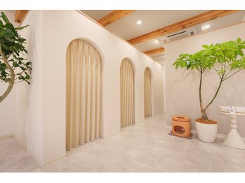 麗温(rion)/カーテンを閉めてゆっくり♪