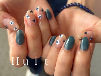 ユイット(Huit)/