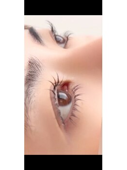 イロカ(iroka)/上下パーマプラス 下マツエク