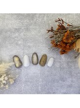 ネイル バズ(NAIL BUZZ)/初回ソフトジェルオフ込6800円