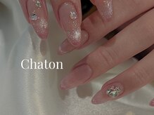 ネイルアンドアイラッシュ シャトン(Chaton)