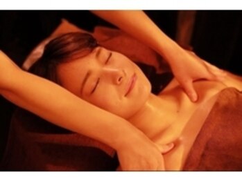 リフレッシュケア(Refresh Care)/デコルテの施術も◎