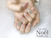 ノエル(Noel)/チーク×埋め尽くしネイル