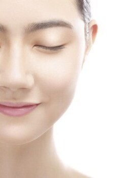 エステティック エルローザ(Esthetique elle Rosa)の写真/大人のための肌管理ケア♪最新技術で毛穴レスな水光絹肌。圧倒的な透明感。施術後の違いを実感してください