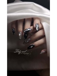 メタリック・モードネイル