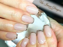 アン ジョーヌドラゴ/シンプル☆ラインテープネイル