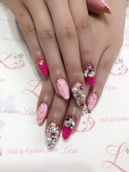 ネイルアンドアイラッシュサロン レア 千葉店(Lea)/