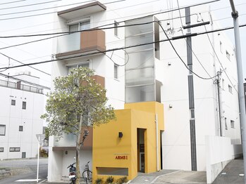 ラシク(LASHIQ)/外観