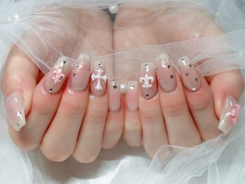 チークネイル クロムネイル