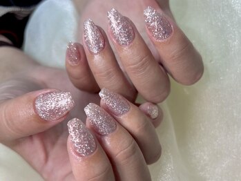 エイト(8)の写真/デザインやカラーが豊富!ネイルが初めてという方にもおすすめのデザインを取り揃えております♪