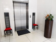 小顔・骨盤・整体専門店 ビヤン 本通り駅前店(BIEN)/和光ビルのエントランス