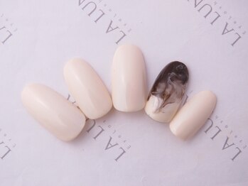 ラルナ ネイルアンドアイラッシュサロン(LA LUNA nail & eyelash salon)/12月11月◇定額ナチュラル◇