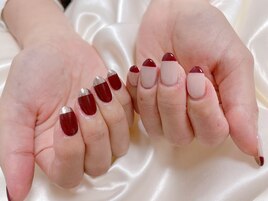 ちぐはぐフレンチネイル