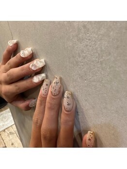 リルム(Relum)/ホワイトアシメネイル♪