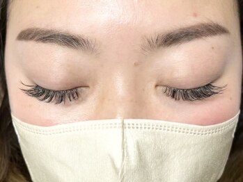 ラヴォール 京橋(Lovall)の写真/【圧倒的モチ】話題のLEDマツエク～最新バインドロックまで◎豊富な種類で魅力的な目元を演出し印象UP♪