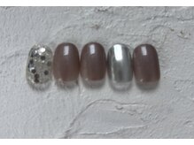 リロウ(relow)/新人アート