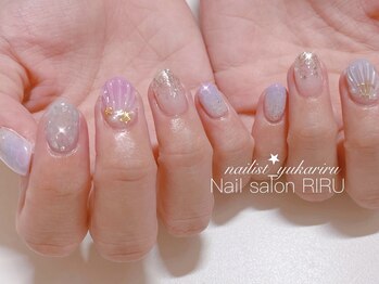 リル(RIRU)/ドロップアートネイル