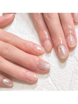 ラウ(Lau)/ナチュラルネイル¥５５００