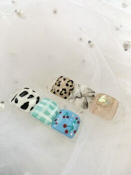 アレーズ(alaise)/フット親指アート♪