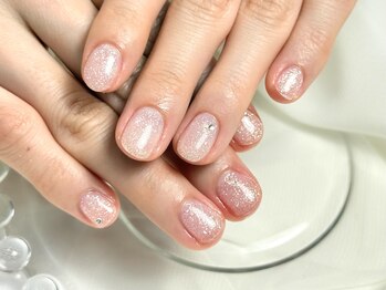 パダアット ヴァラネイル 天神南店(PADA at VALLANAIL)/ラメワンカラー/ピンクベージュ