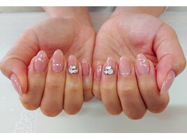 ビジューネイル