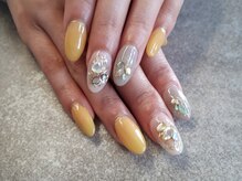 パステル(PASTEL)/差し色が可愛いニュアンスネイル