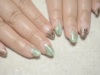 B's amor 大府店 Nail design