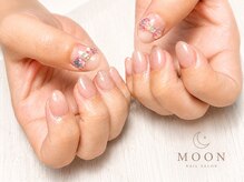 ムーン(MOON)