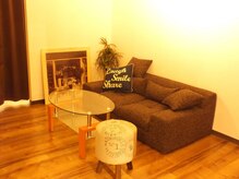 アイトゥー(I to)/ふかふかソファでゆったり待合室