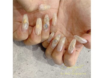 ラズライト(Laslight)/ホワイトx金箔