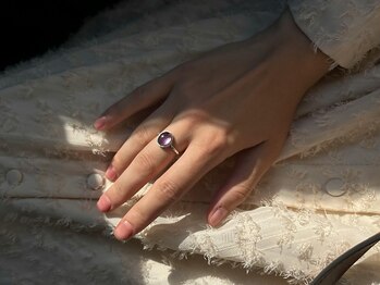 エシレ(ECHIRE)の写真/トレンドデザイン～ニュアンス系まで◎大人可愛い指先に♪季節毎変わる定額ネイルをお楽しみください！