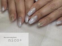 ニコ(nico+)/白グラデーション♪