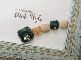 グリーンチェックフットネイル